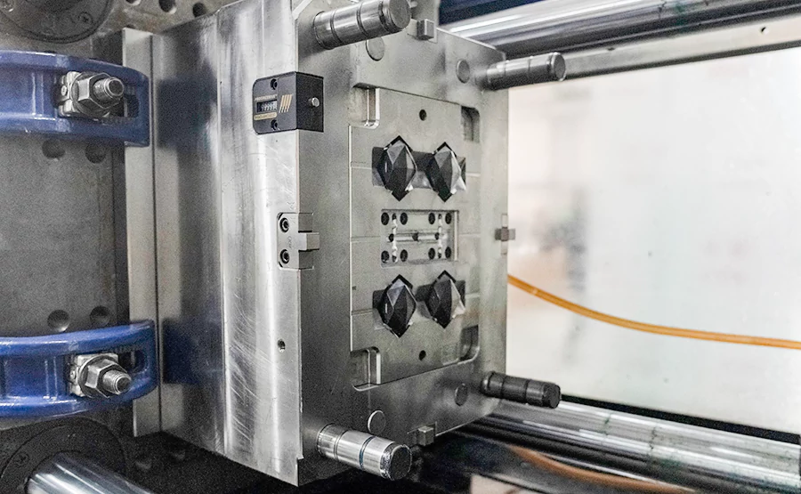 Custom Manufacturing Service-Injection Molding