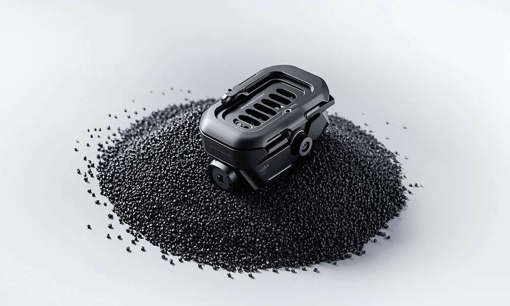 Flame-retardant PBT injection molded casings with UL94 V-0 rating and dimensional stability (±0.2% shrinkage) for electrical components